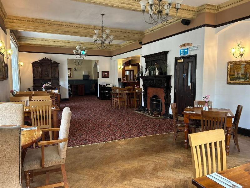 Bull Hotel image
