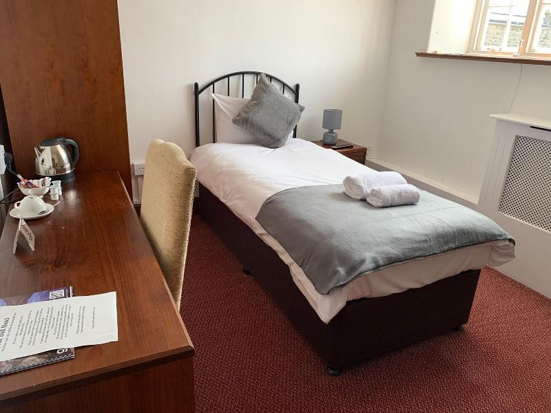 Bull Hotel image