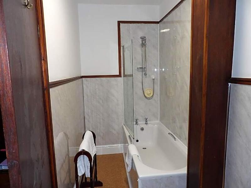 Bull Hotel image