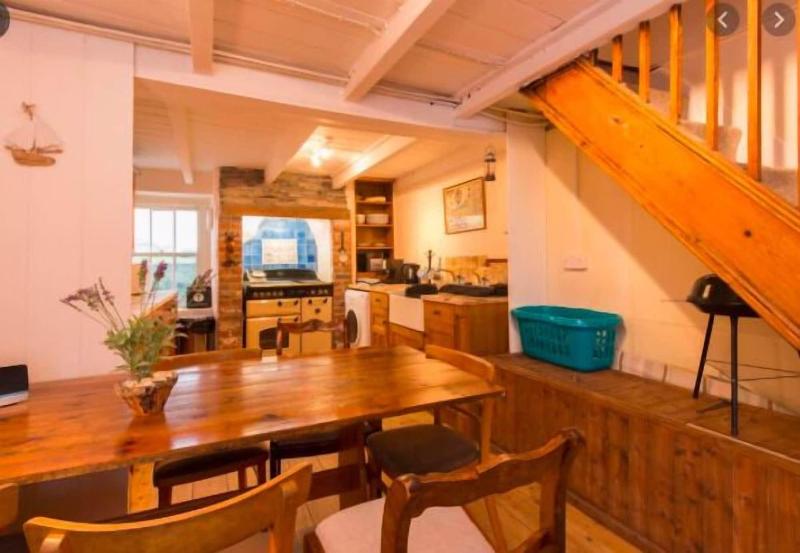 Jacobs Cottage image