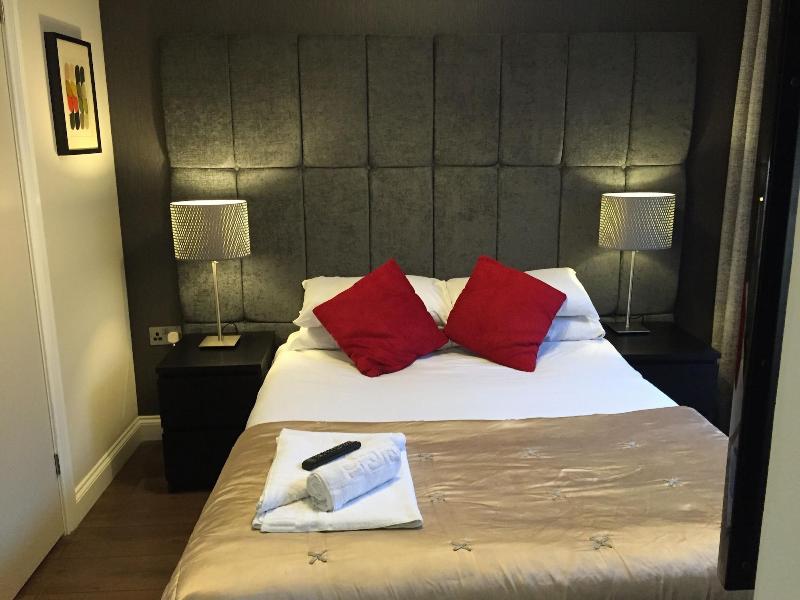 The Wolf Inn image
