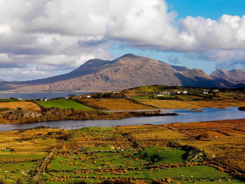 Galway Bay Lodge image