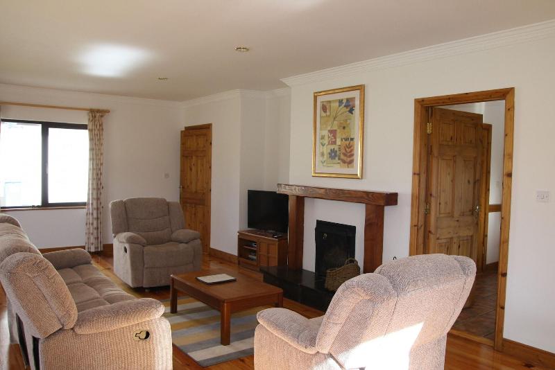 Galway Bay Lodge image