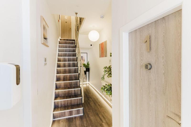 Design Suites Lytham image