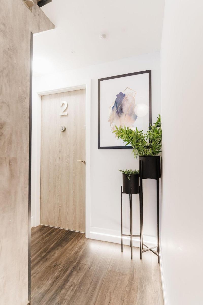 Design Suites Lytham image