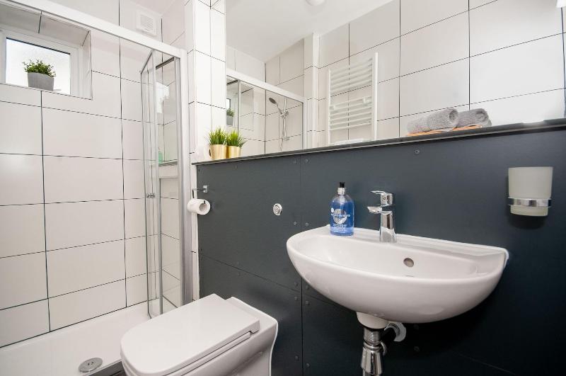 Design Suites Lytham image