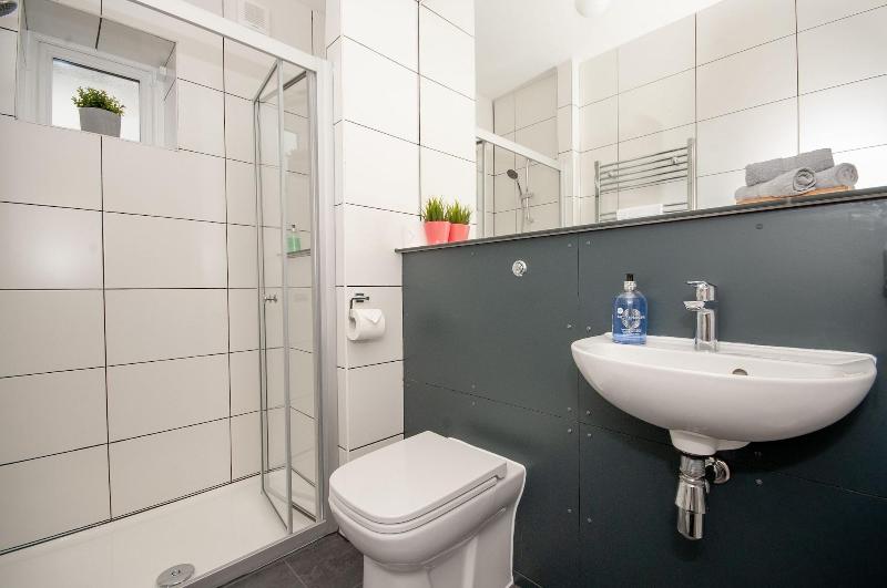 Design Suites Lytham image