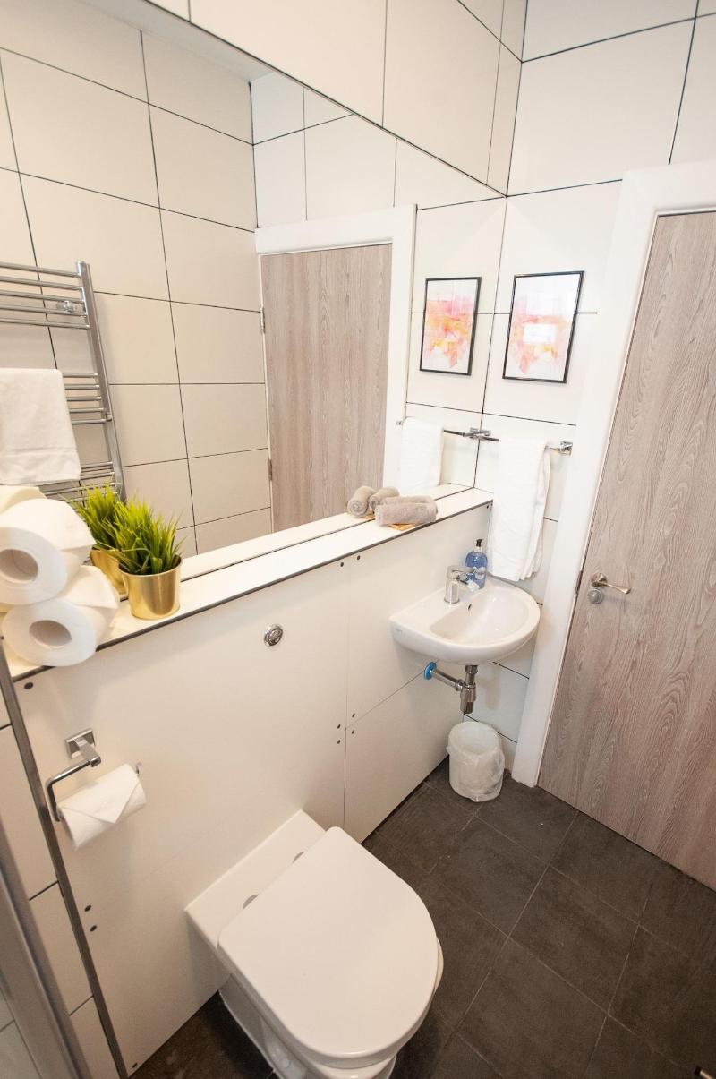 Design Suites Lytham image
