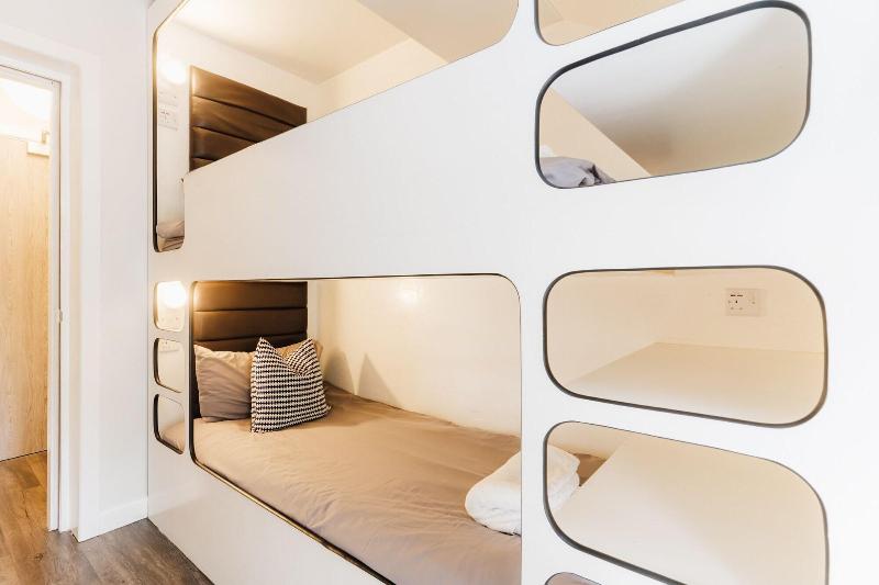 Design Suites Lytham image