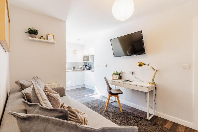 Design Suites Lytham image