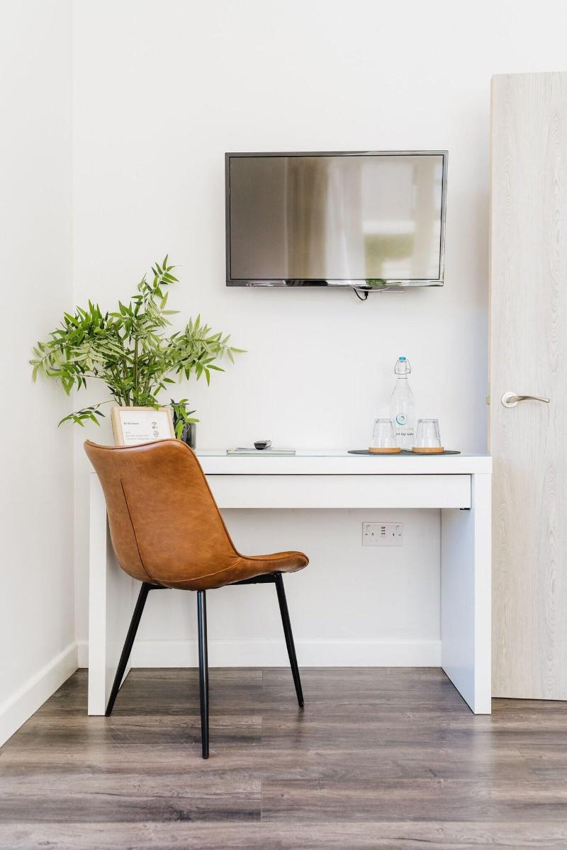 Design Suites Lytham image