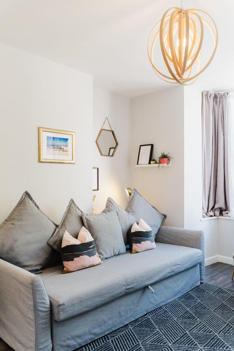 Design Suites Lytham image