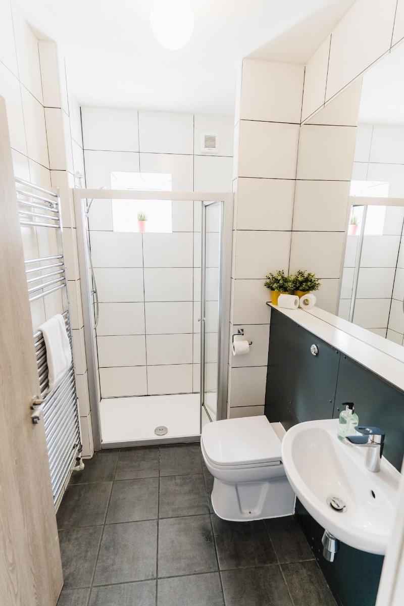 Design Suites Lytham image