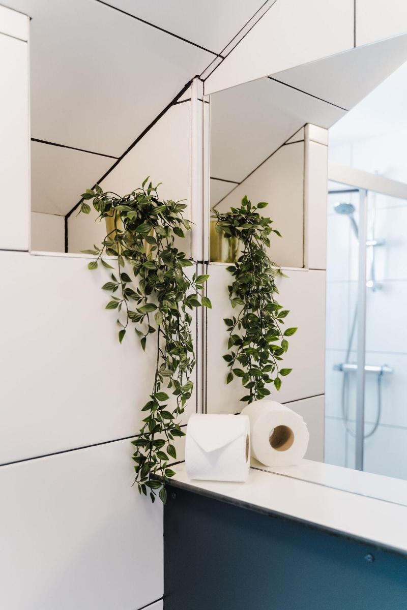Design Suites Lytham image