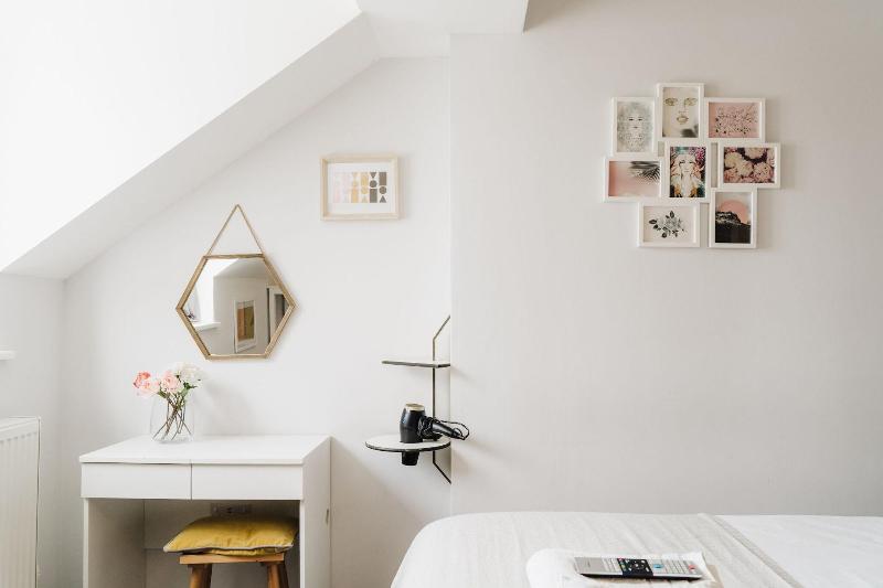 Design Suites Lytham image