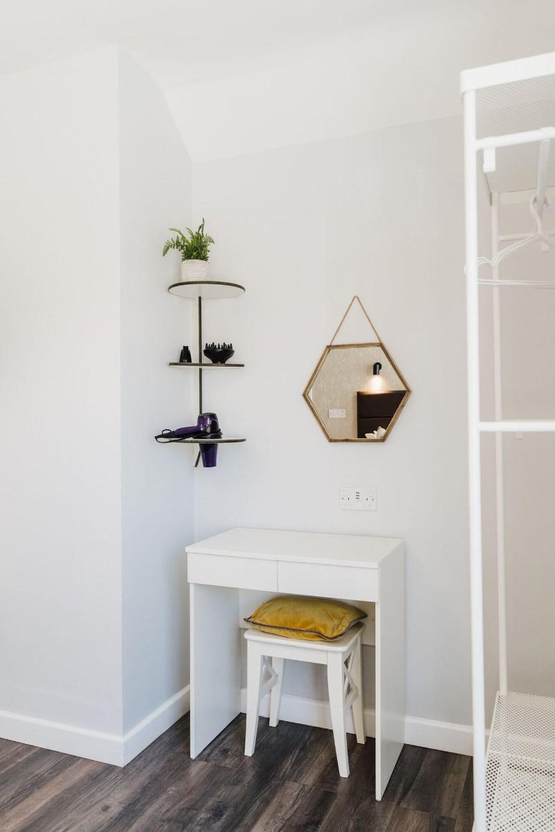 Design Suites Lytham image