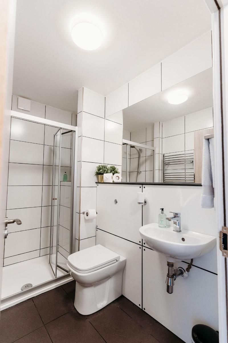 Design Suites Lytham image
