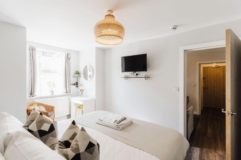 Design Suites Lytham image