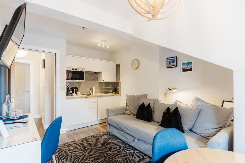 Design Suites Lytham image