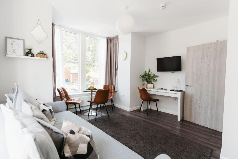 Design Suites Lytham image