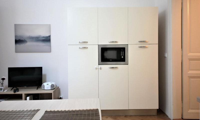 City Castle Aparthotel image