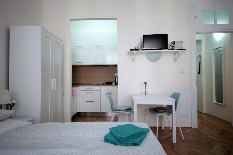 City Castle Aparthotel image