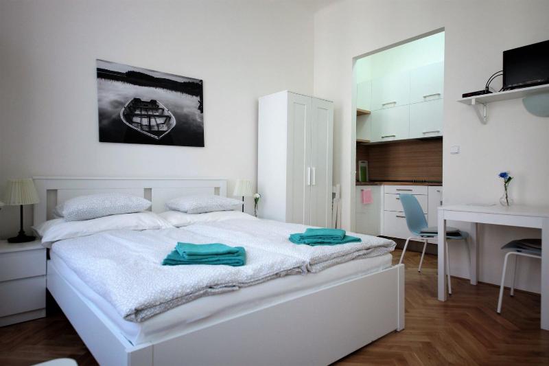 City Castle Aparthotel image
