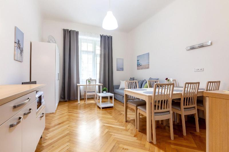 City Castle Aparthotel image