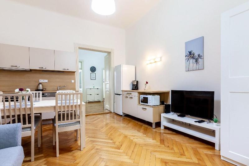 City Castle Aparthotel image