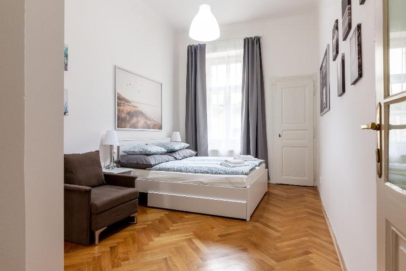City Castle Aparthotel image