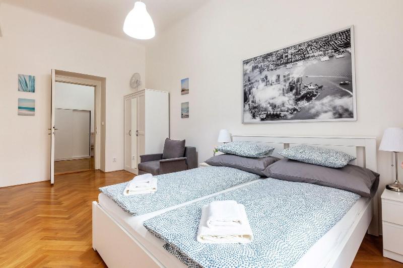 City Castle Aparthotel image