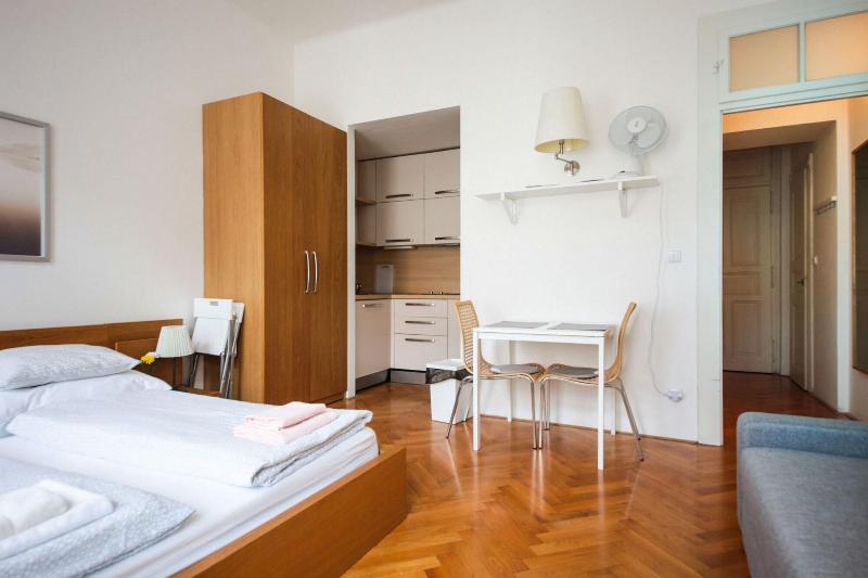 City Castle Aparthotel image