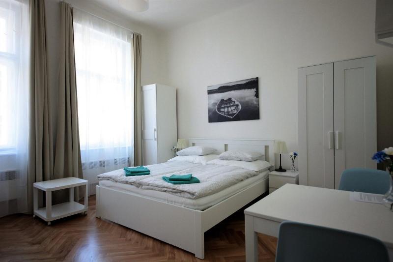 City Castle Aparthotel image