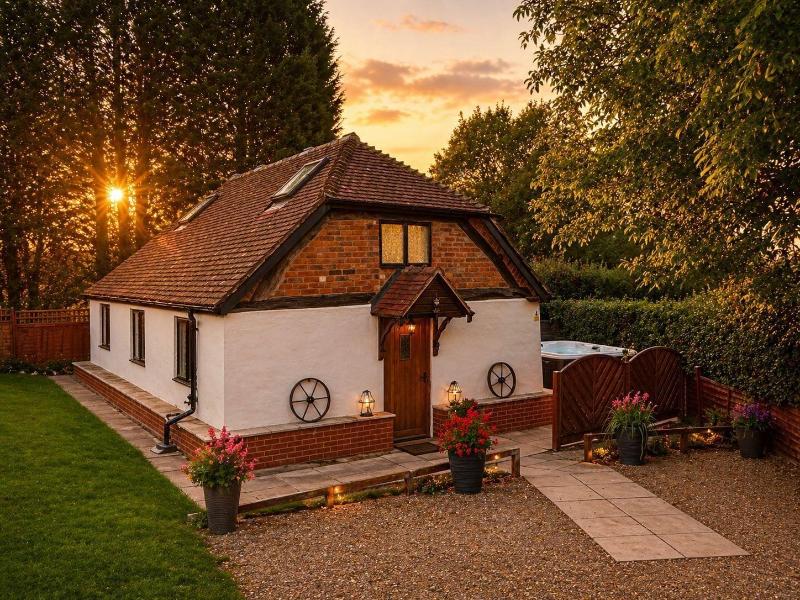 Romeo Cottage image