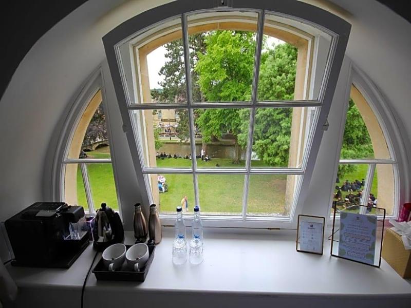 Old Bank Rooms image