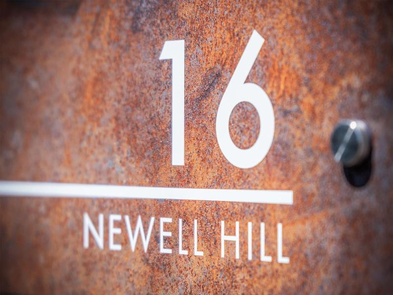Newell Hill Cottage - 3 Bedroom - Tenby image