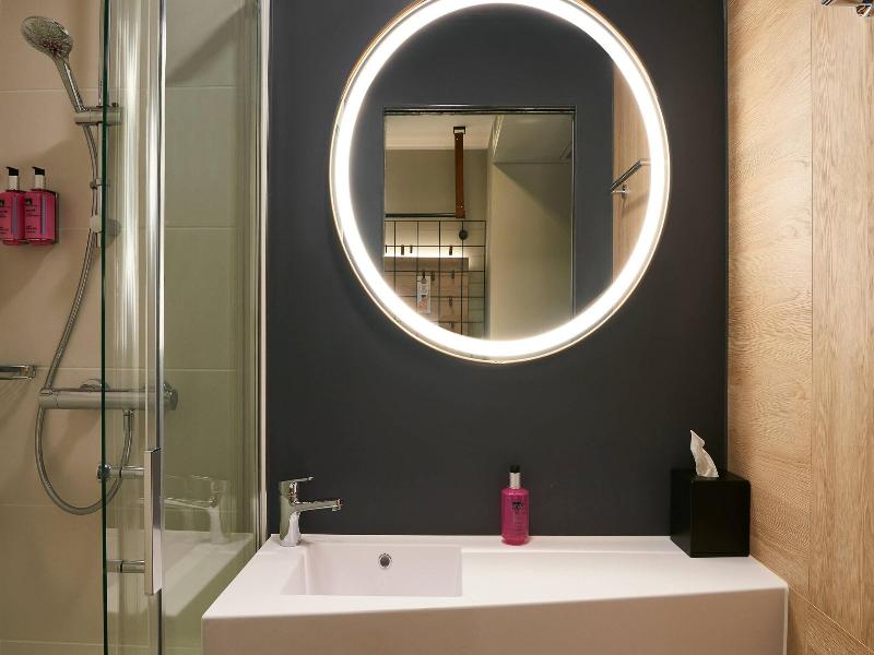 Moxy Milton Keynes image