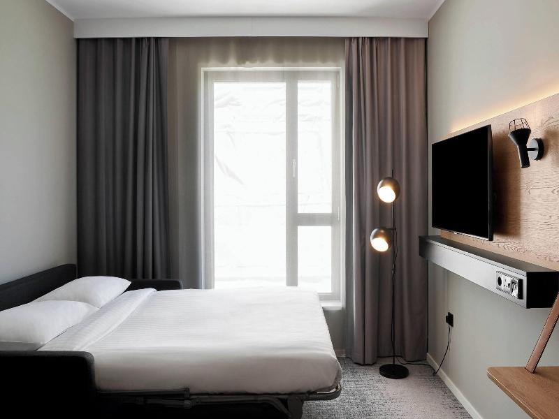 Moxy Milton Keynes image