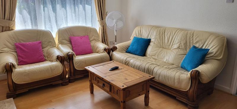 Tivoli Bungalow image
