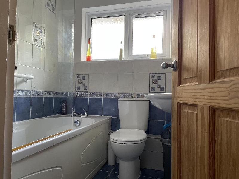 Tivoli Bungalow image