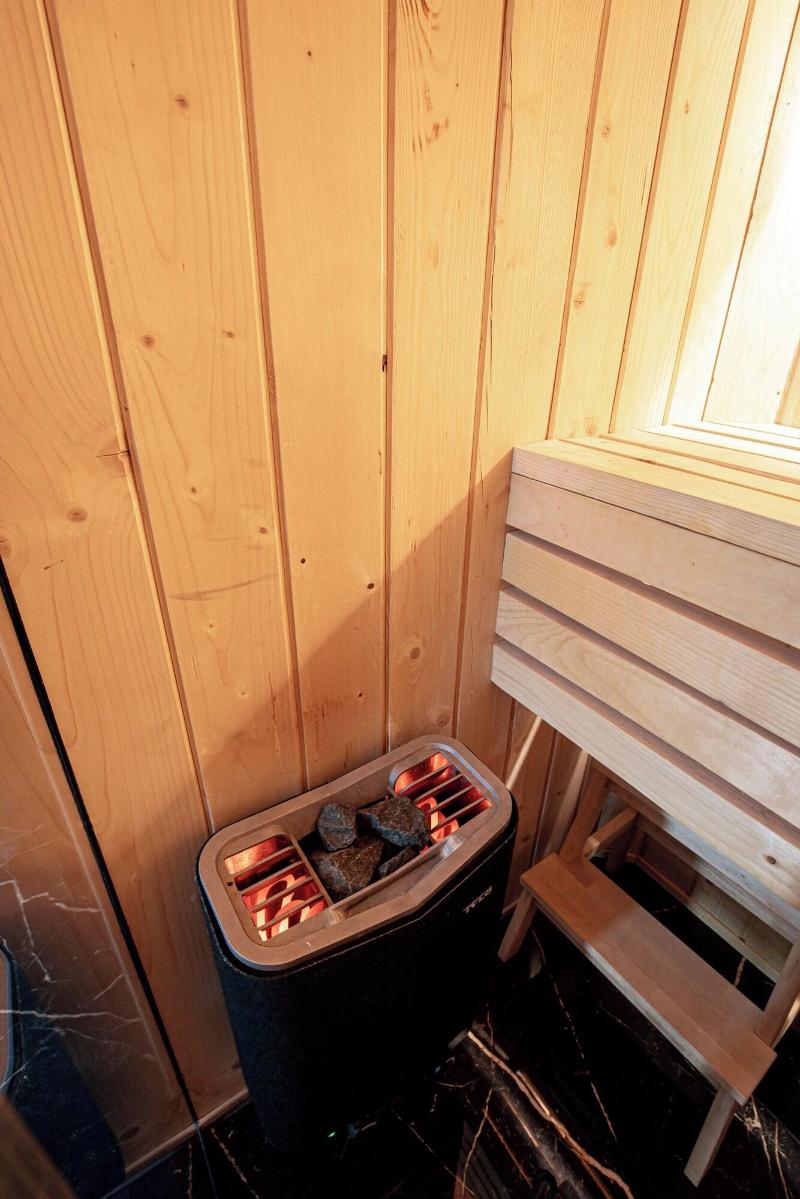 Glass House Hot Tub Apartments image