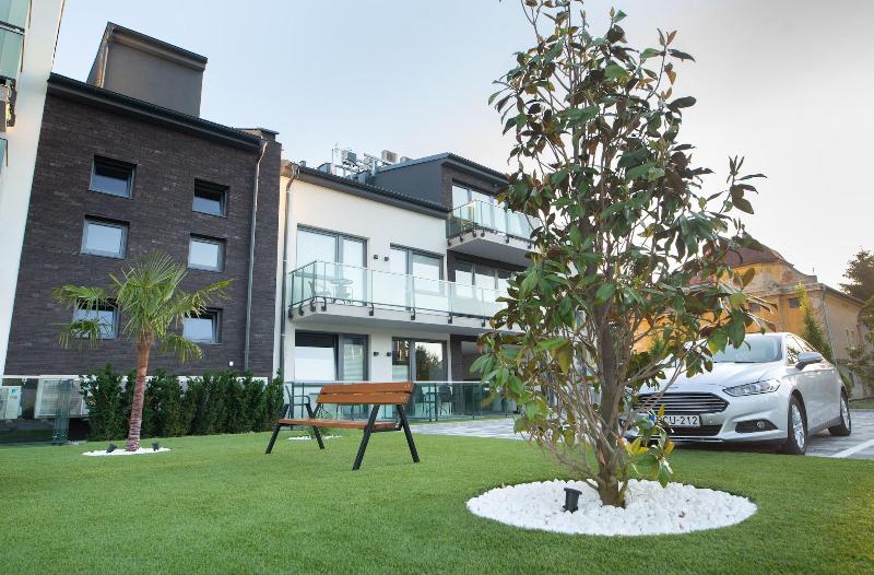 R31 Residence Apartkomplex image