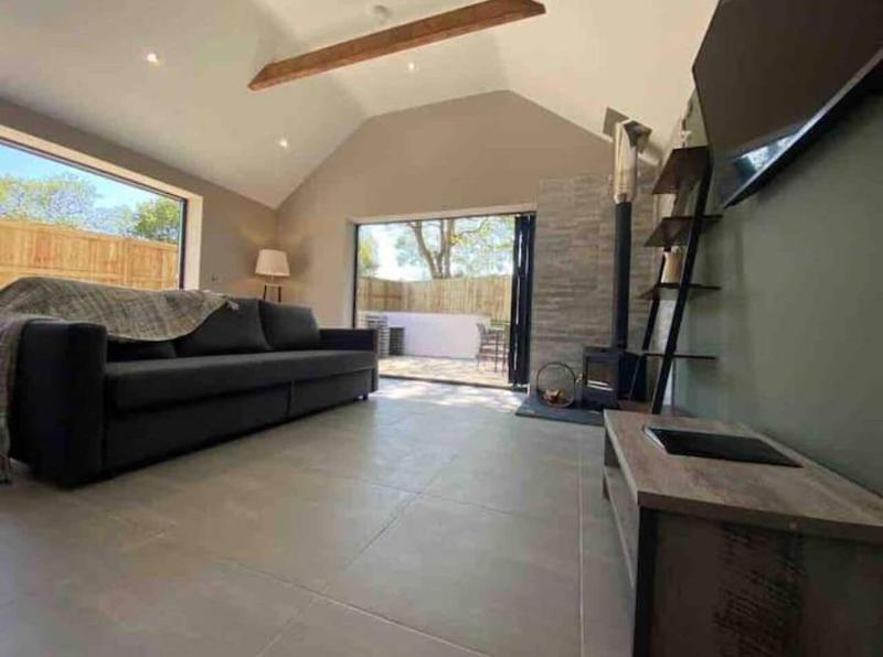 Fig Tree Cottage image