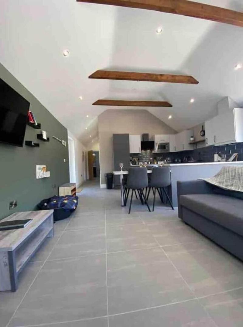 Fig Tree Cottage image