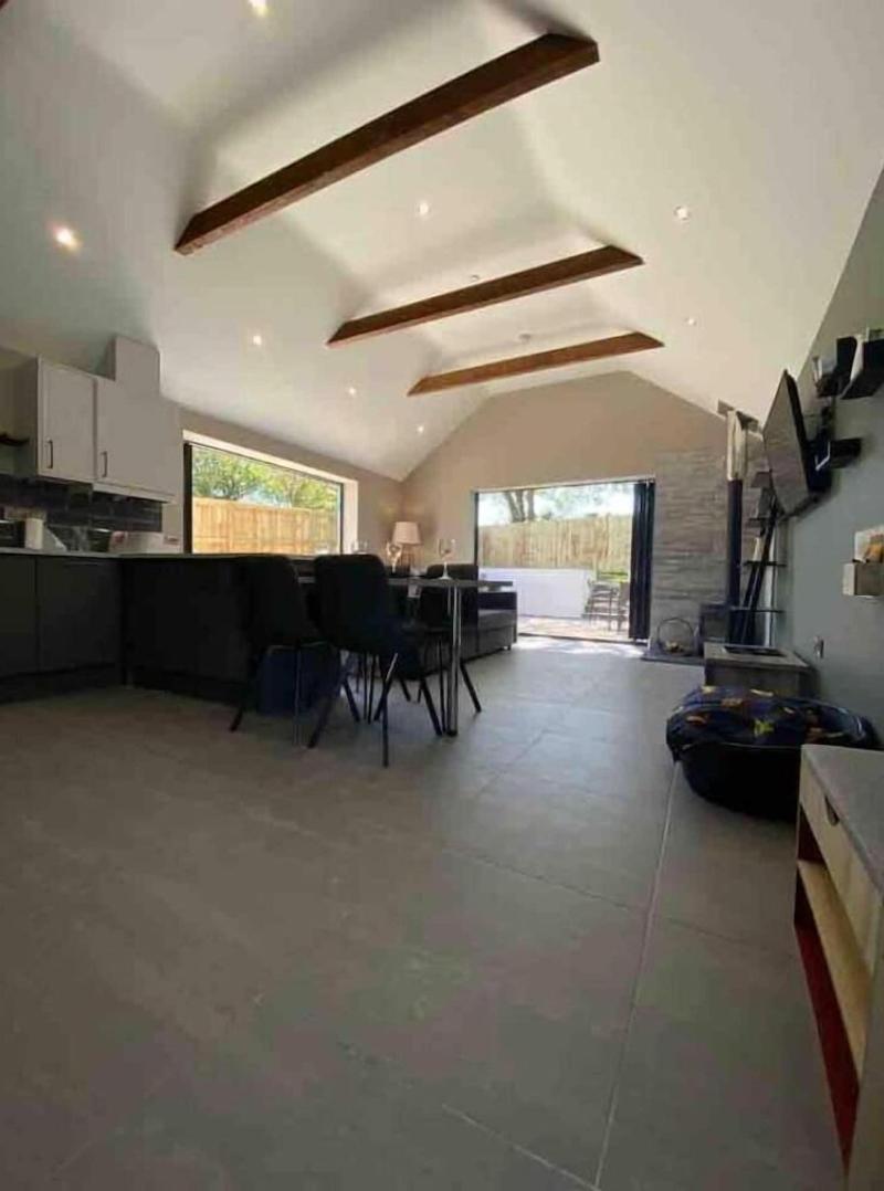 Fig Tree Cottage image