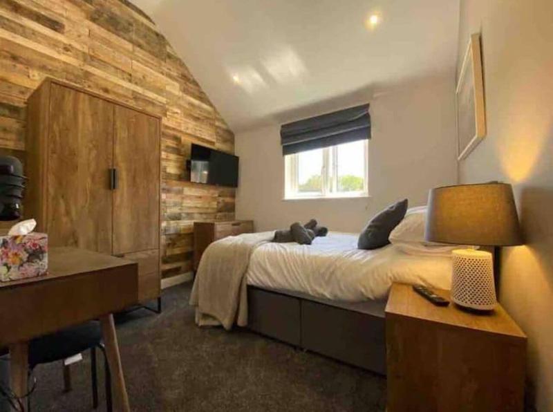 Fig Tree Cottage image