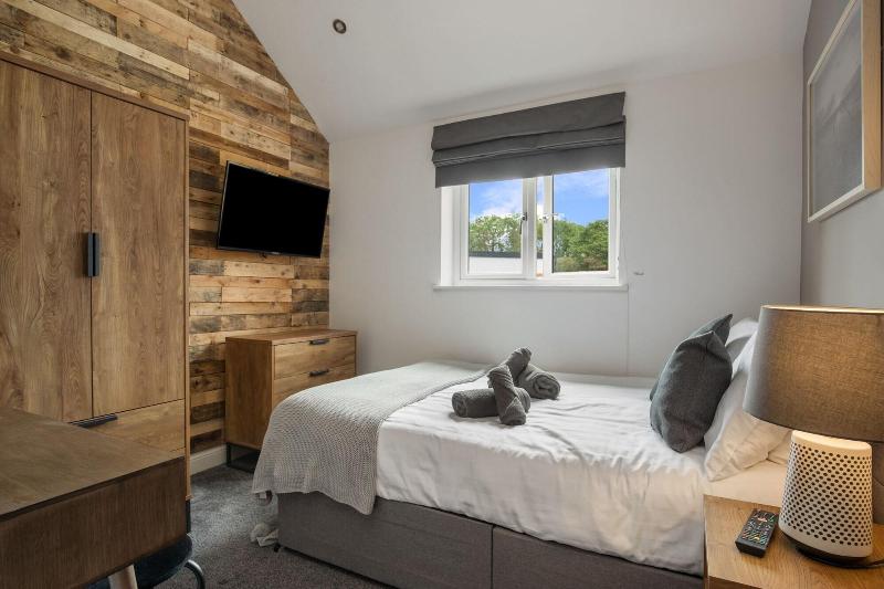 Fig Tree Cottage image