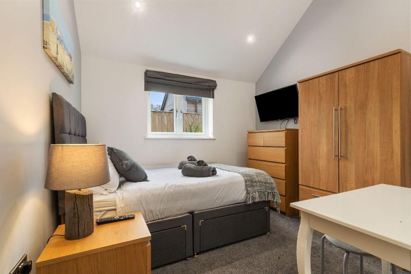 Fig Tree Cottage image