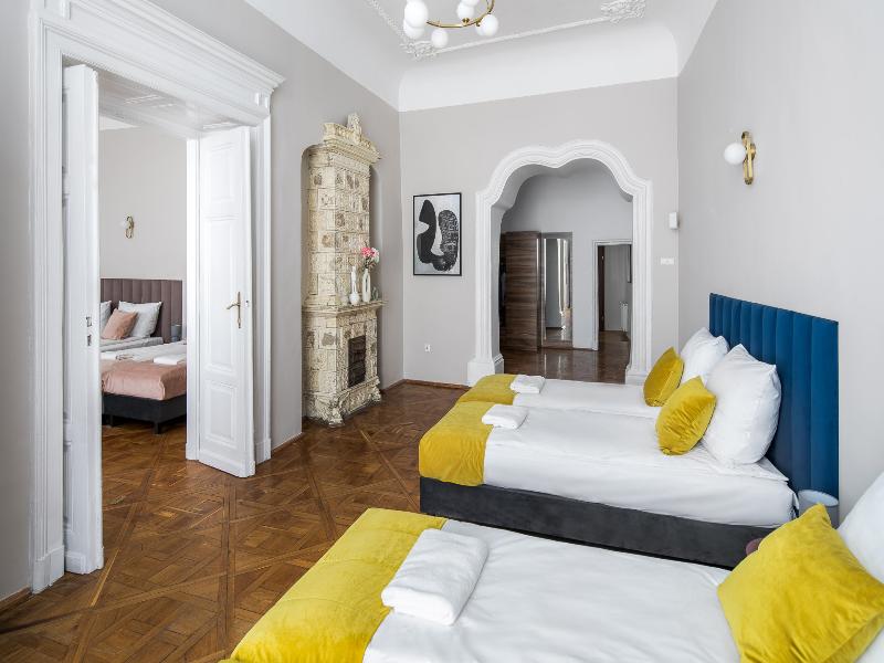 Cracow Main Square Apartments image