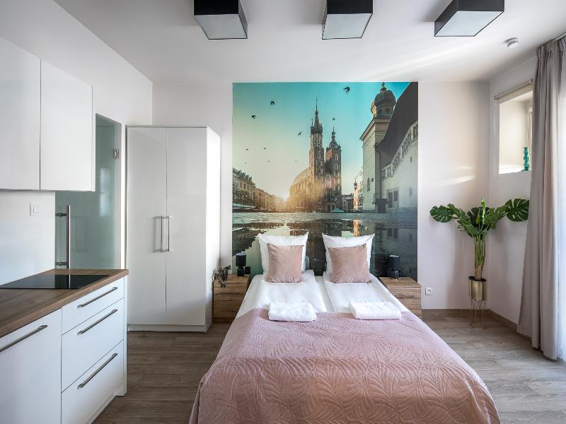 Cracow Main Square Apartments image